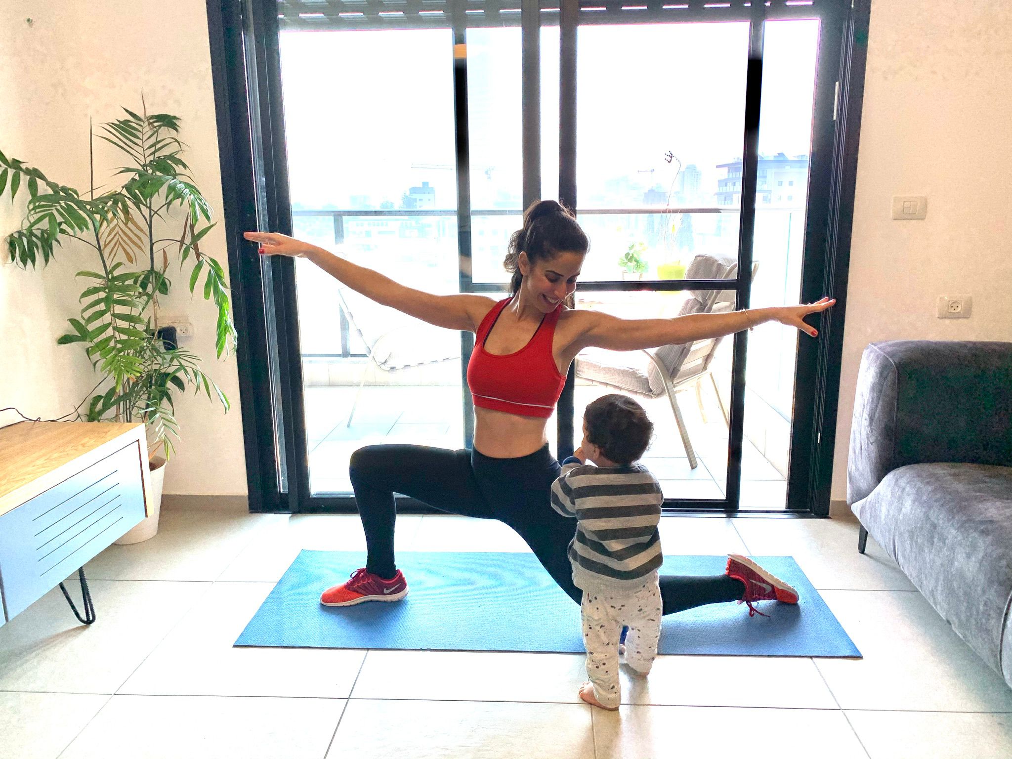 כמה זמן אחרי הלידה מומלץ לחזור לפעילות גופנית? המדריך השלם לנשים אחרי לידה